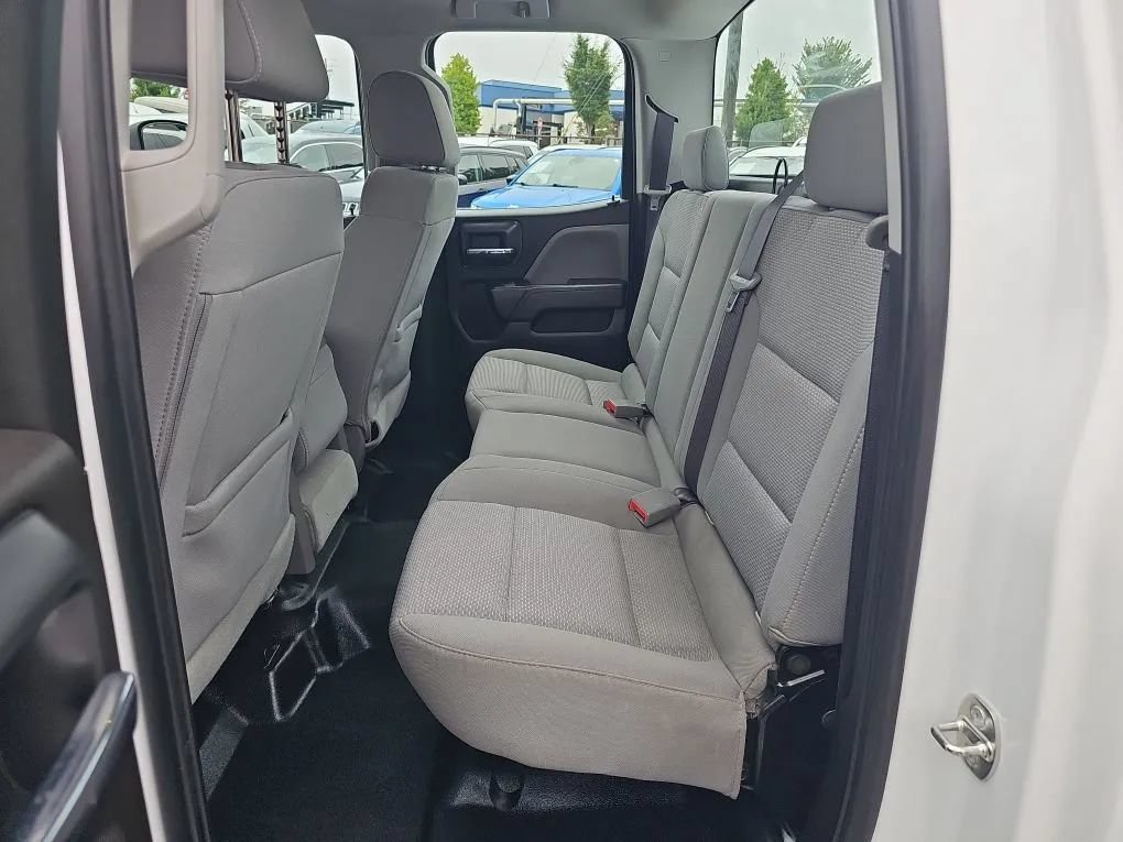 Used 2017 Chevrolet Silverado 1500 W/T w/ Trailering Package RWD image 15
