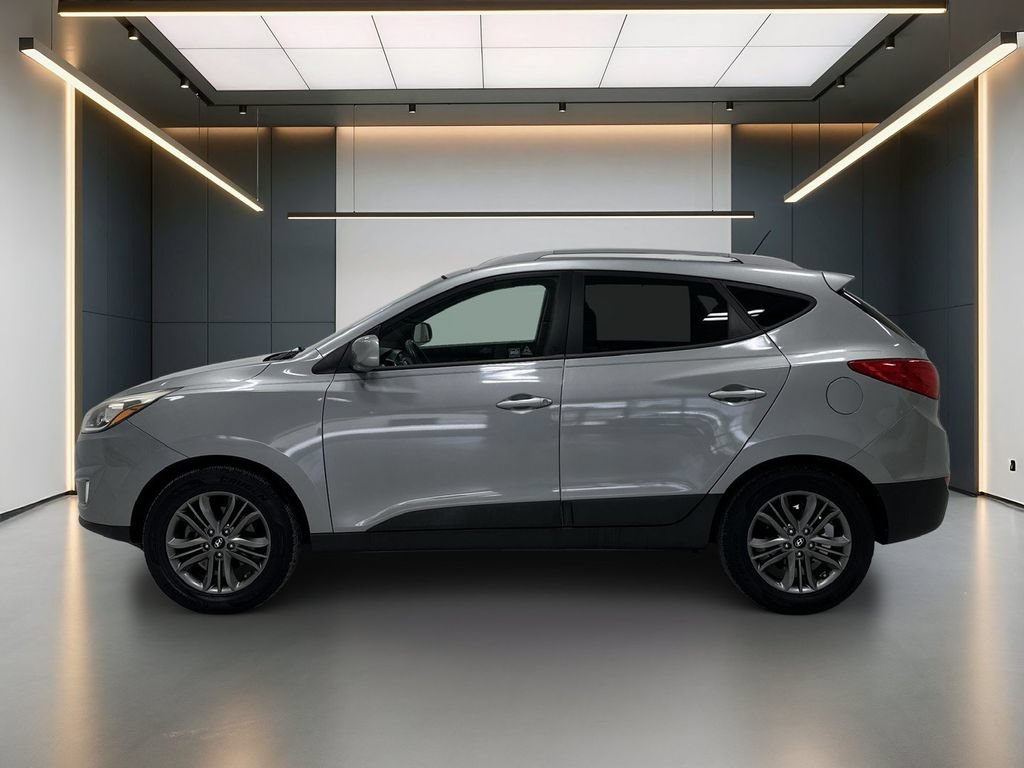 Used 2015 Hyundai Tucson SE FWD image 2