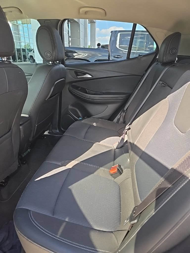 Used 2022 Buick Encore GX Select FWD image 4
