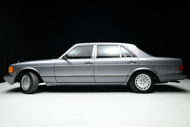 Used 1991 Mercedes-Benz 560 SEL image 17