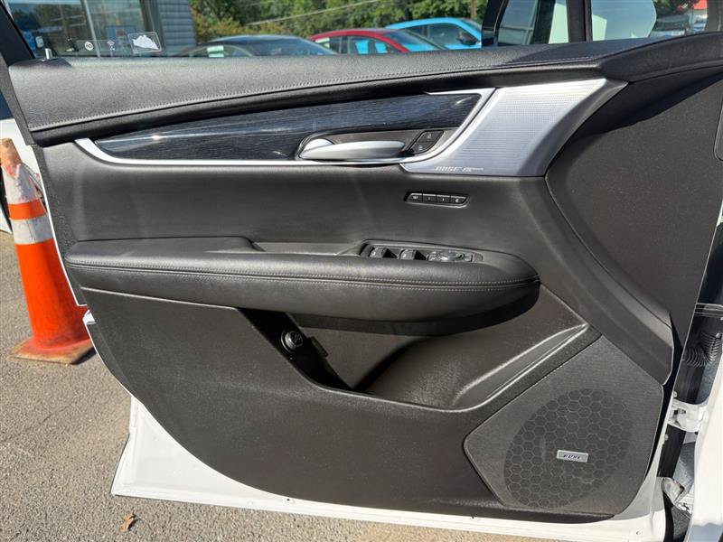 Used 2024 Cadillac XT5 Premium Luxury FWD image 31