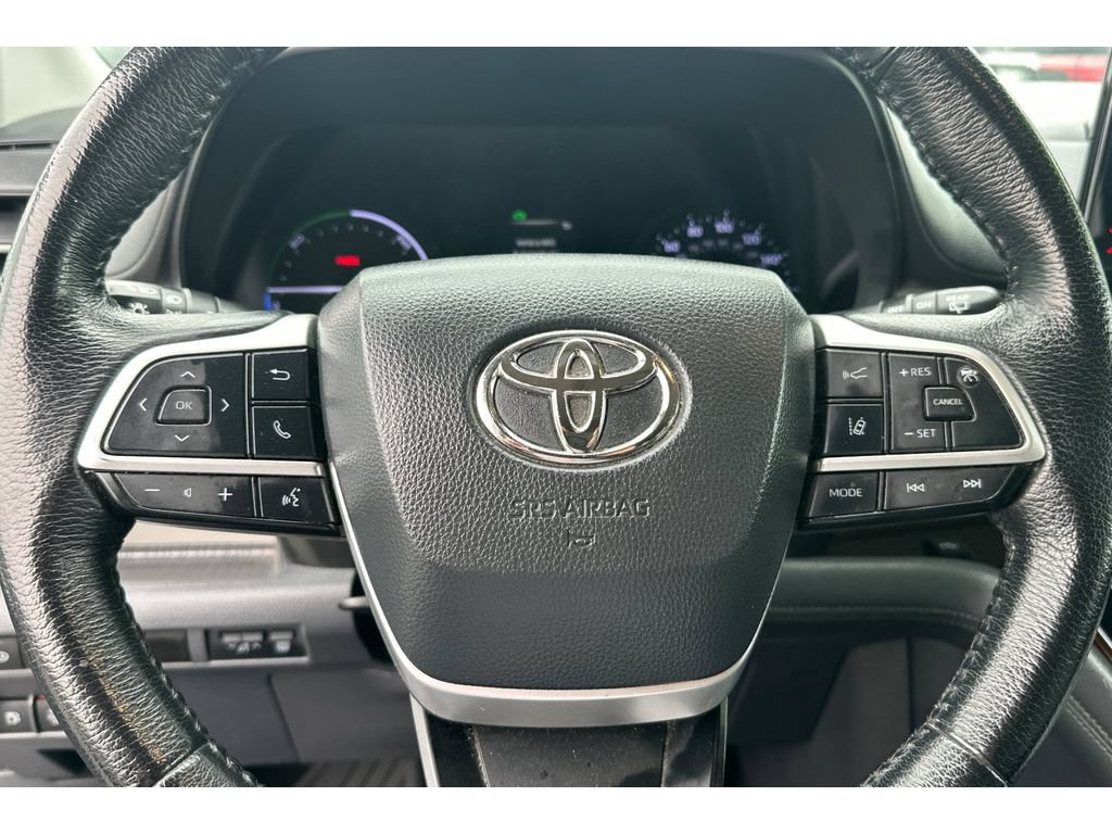 Used 2021 Toyota Sienna XLE FWD image 26
