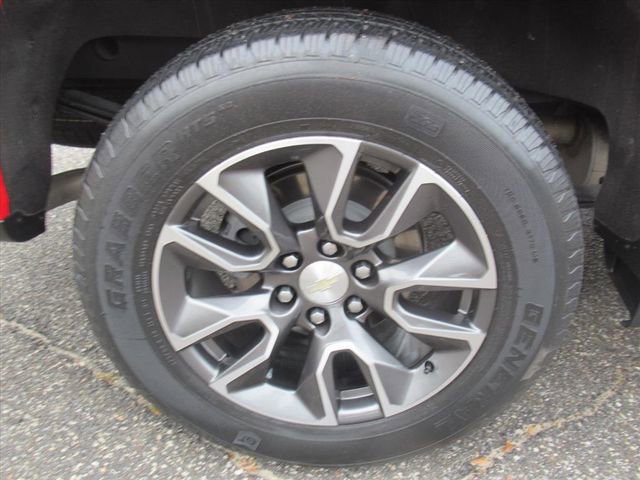 Used 2022 Chevrolet Silverado 1500 LT w/ Protection Package RWD image 7