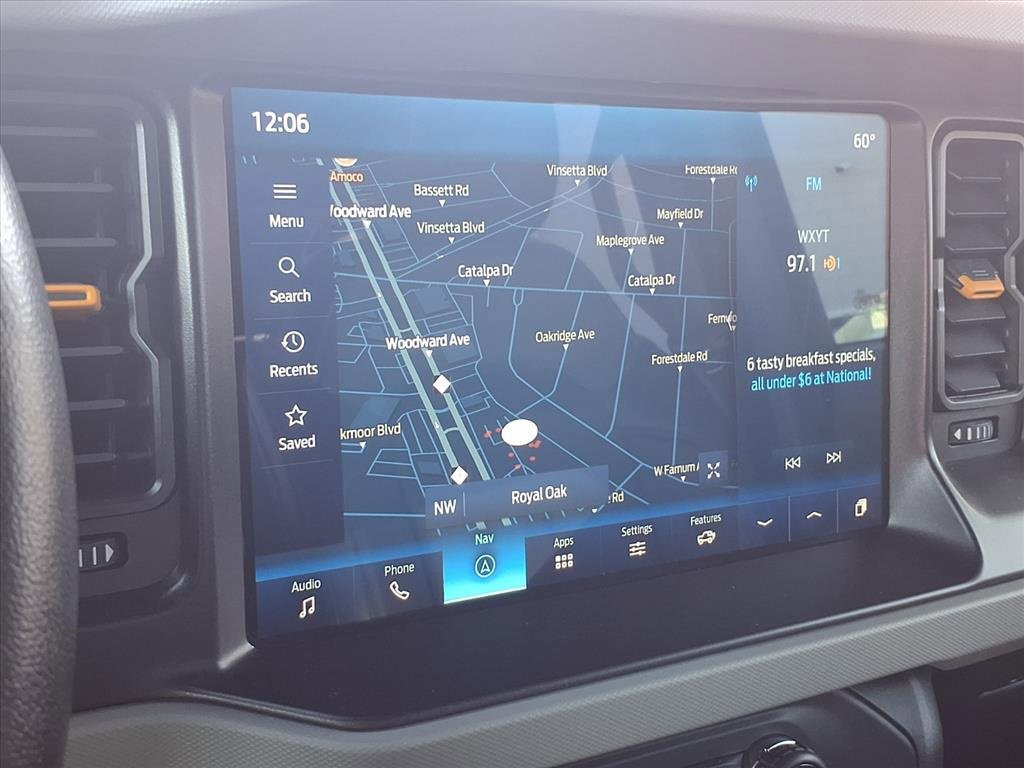 Used 2022 Ford Bronco Badlands image 9