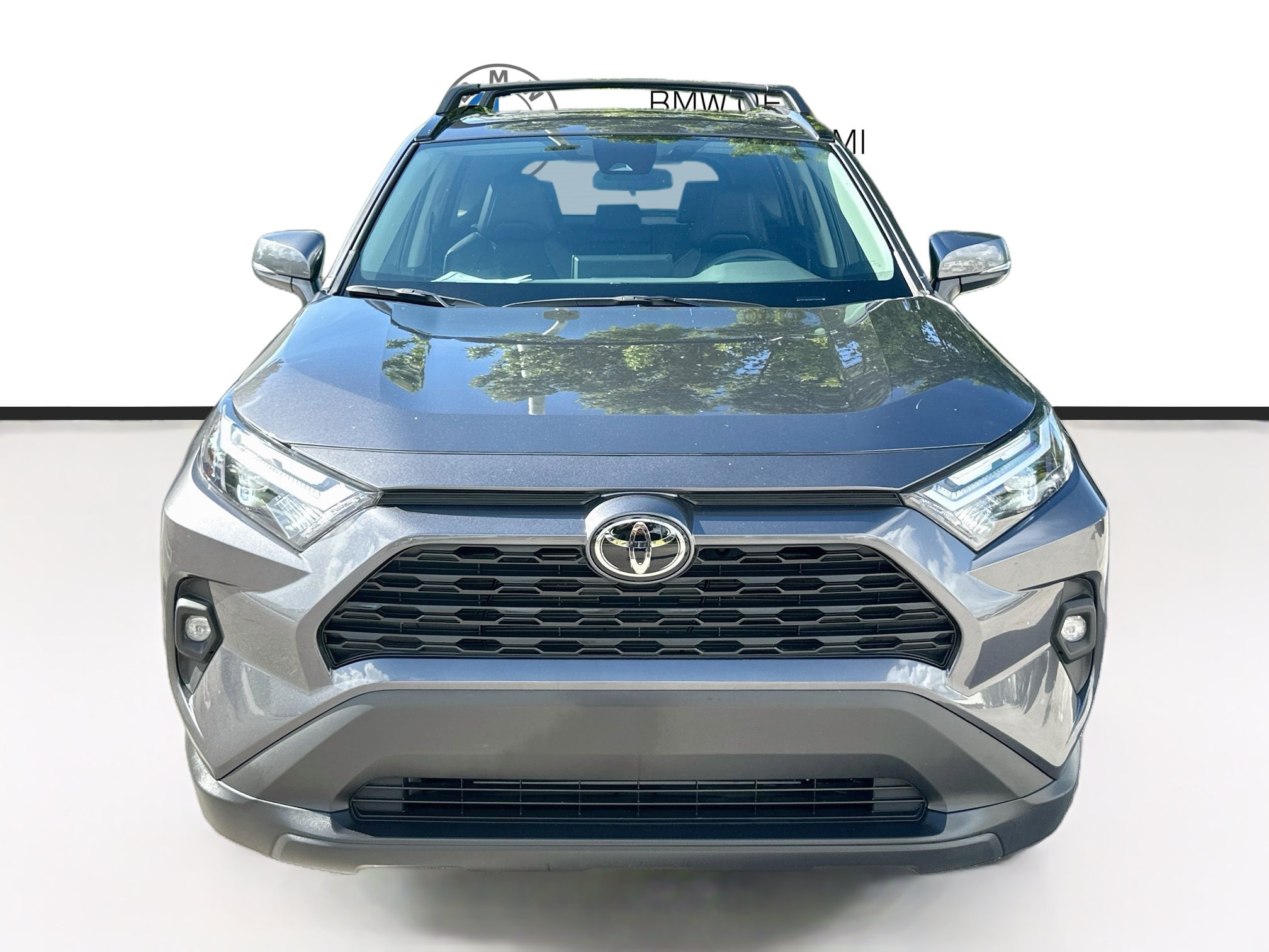 Used 2025 Toyota RAV4 XLE Premium FWD image 2
