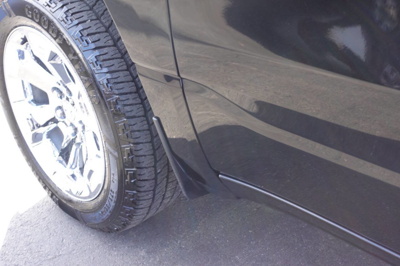 Used 2024 RAM 1500 Tradesman w/ Sport Appearance Package image 12