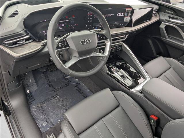 Certified 2025 Audi Q5 Premium Plus AWD/4WD image 3