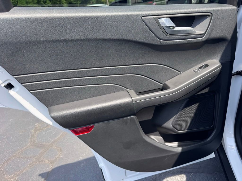 Used 2021 Ford Escape SEL FWD image 25
