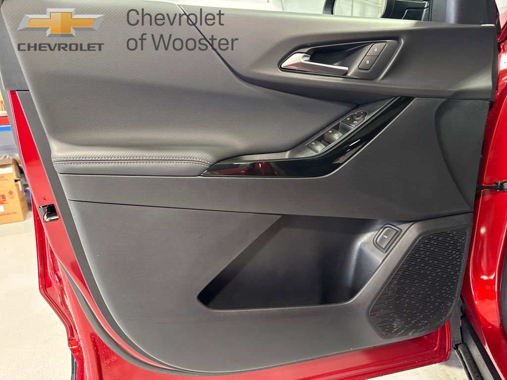 New 2026 Chevrolet Equinox LT image 9