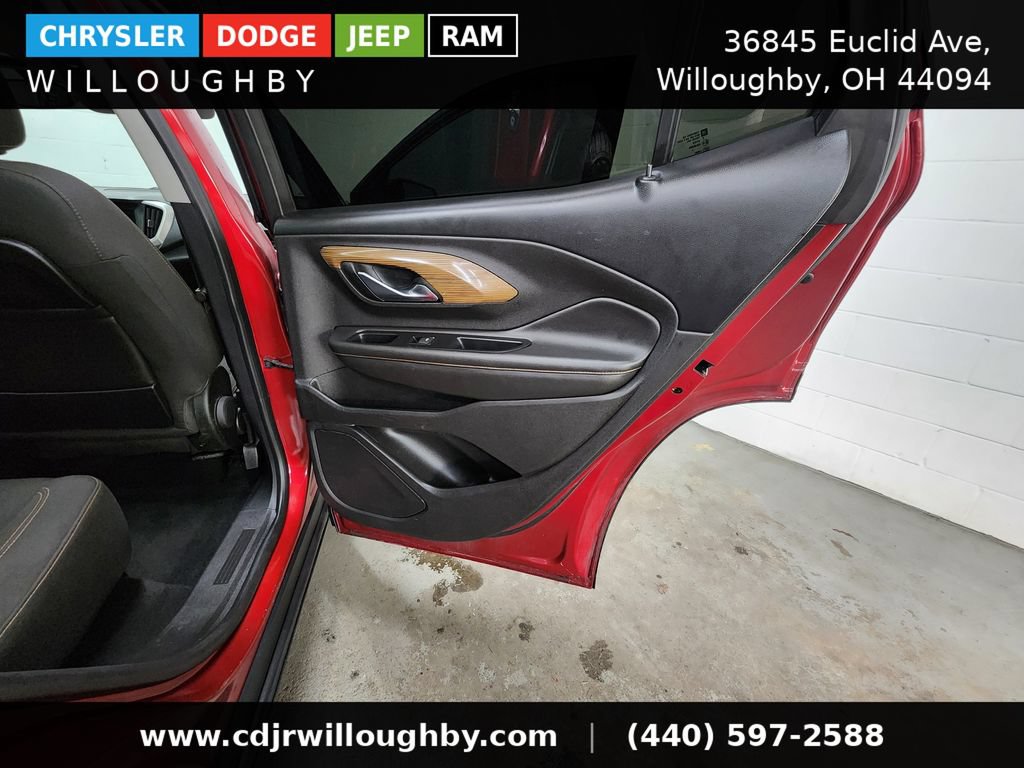 Used 2018 GMC Terrain SLE w/ Driver Convenience Package AWD/4WD image 32