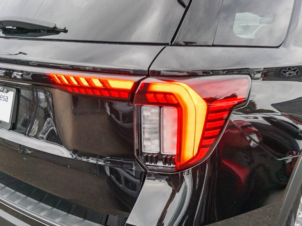 New 2026 Ford Explorer Active w/ Active Comfort Package RWD image 7