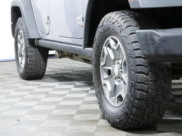 Used 2014 Jeep Wrangler Unlimited Rubicon w/ Dual Top Group AWD/4WD image 8
