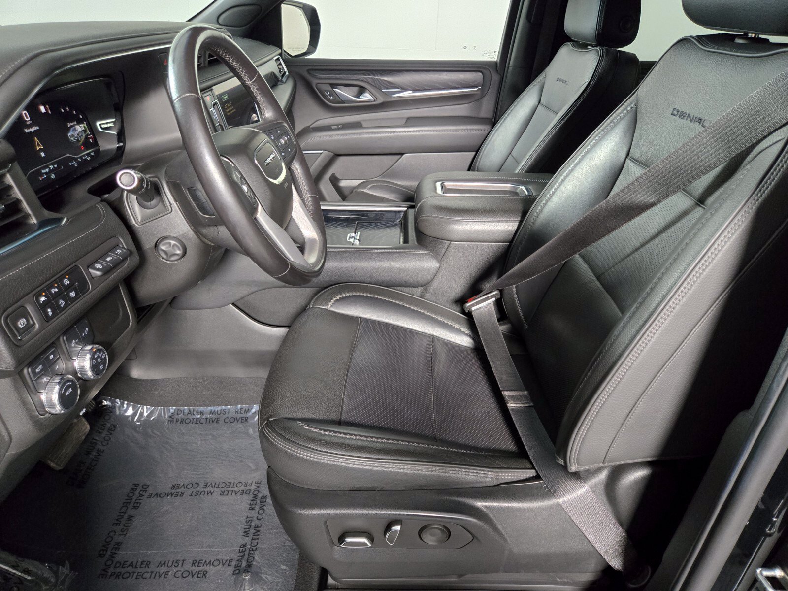 Used 2023 GMC Yukon Denali AWD/4WD image 11
