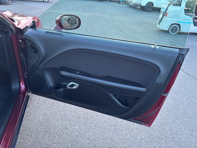 Used 2020 Dodge Challenger SXT RWD image 27