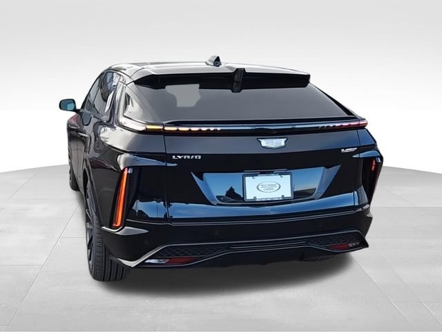 New 2026 Cadillac Lyriq V AWD/4WD image 7