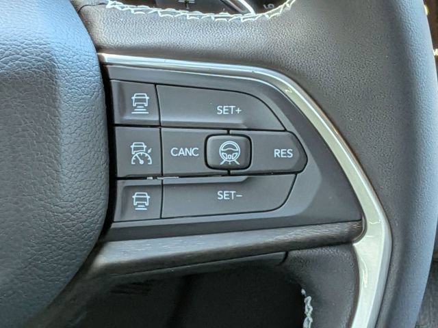 New 2026 Jeep Grand Cherokee L Limited w/ Limited Altitude Package AWD/4WD image 20