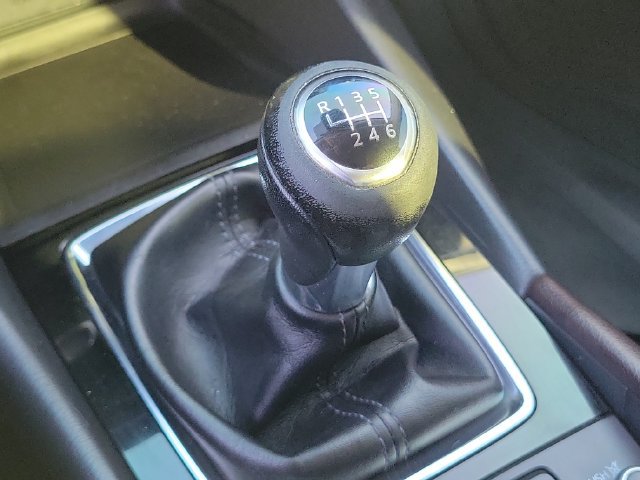 Used 2017 MAZDA MAZDA3 Grand Touring FWD image 25