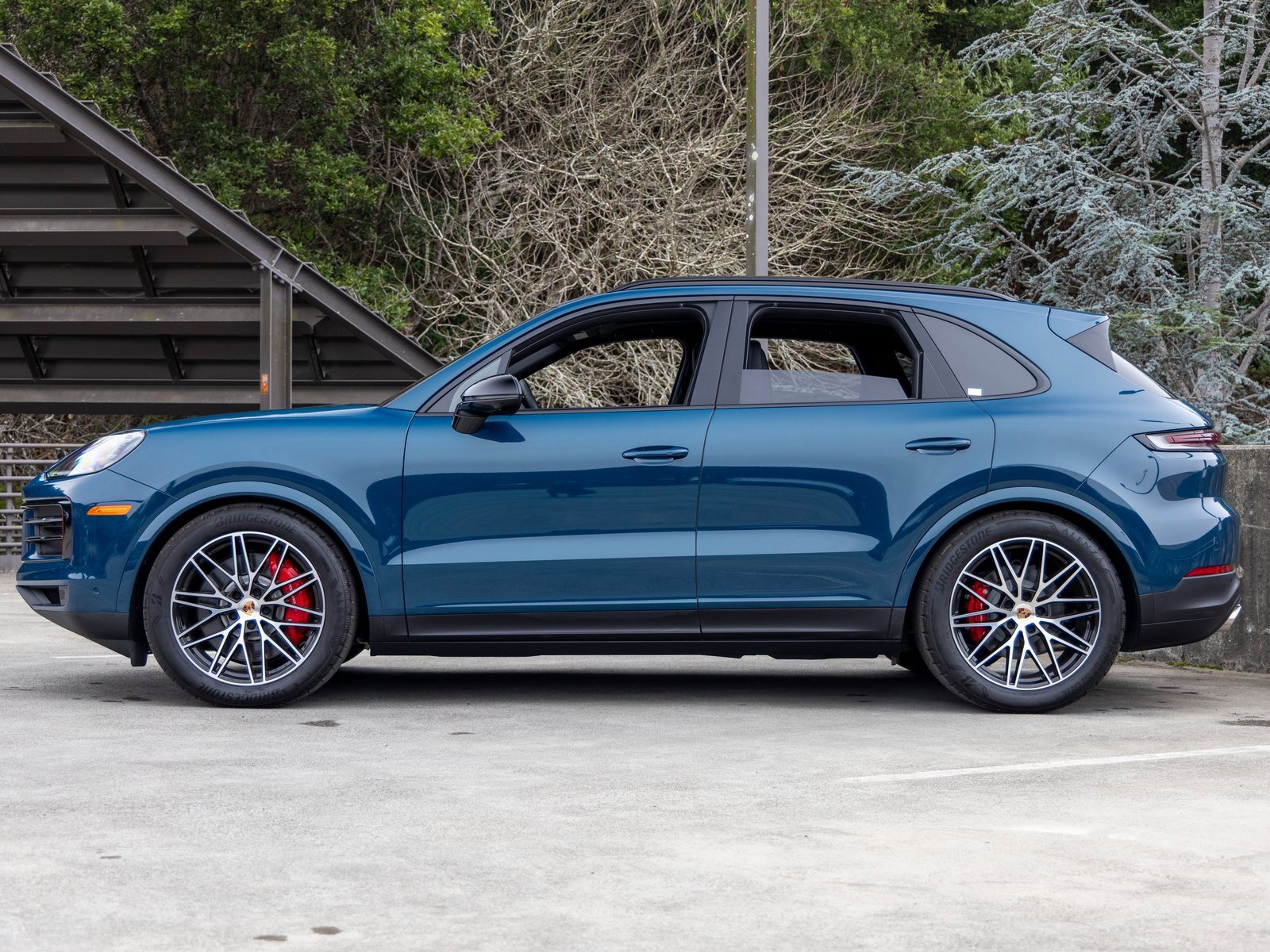 New 2025 Porsche Cayenne S image 2