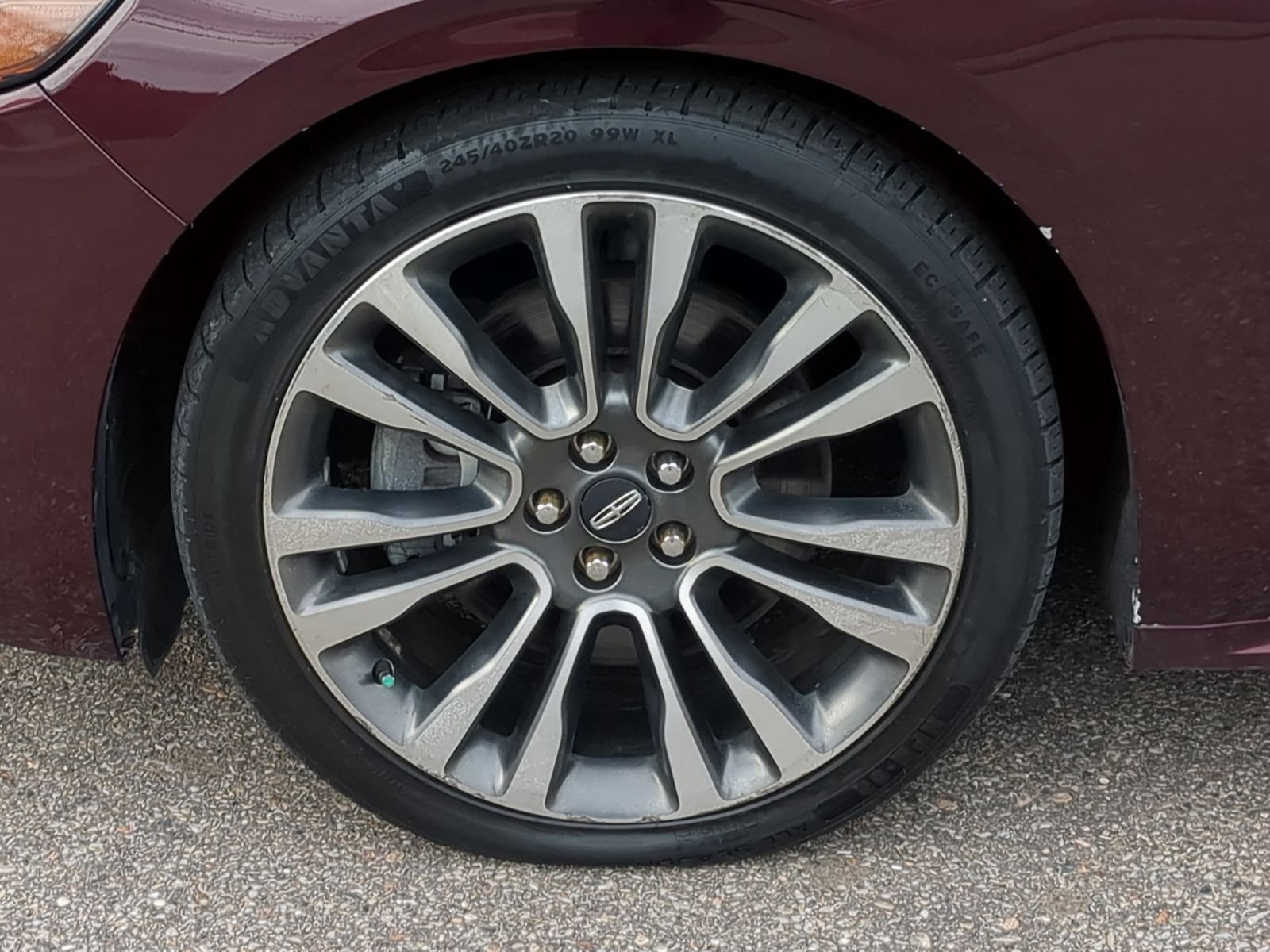 Used 2017 Lincoln Continental Reserve w/ Climate Package image 19