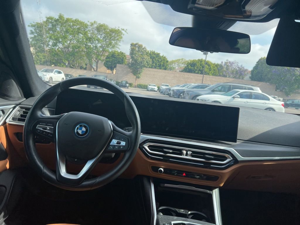 Certified 2024 BMW i4 eDrive40 w/ Premium Package RWD image 12