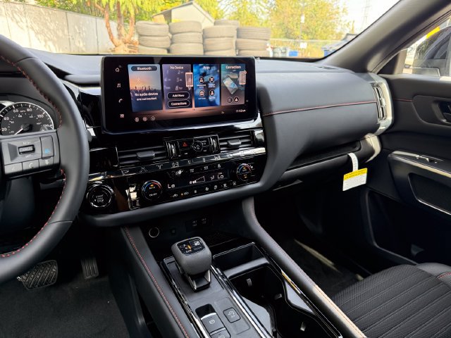 New 2026 Nissan Pathfinder Rock Creek w/ Rock Creek Premium Package AWD/4WD image 22