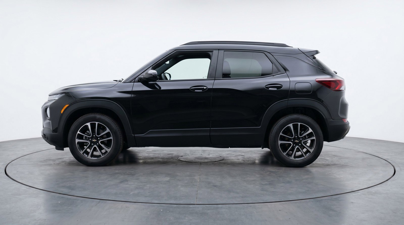 Used 2025 Chevrolet TrailBlazer LT FWD image 5