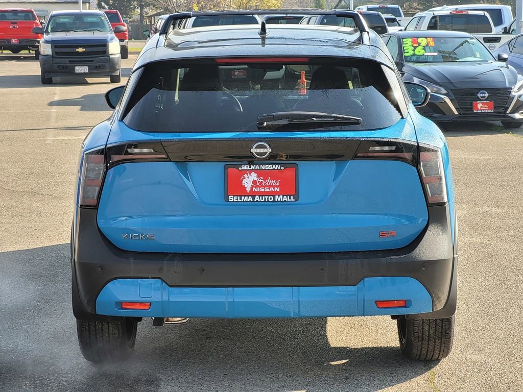 New 2026 Nissan Kicks SR image 5