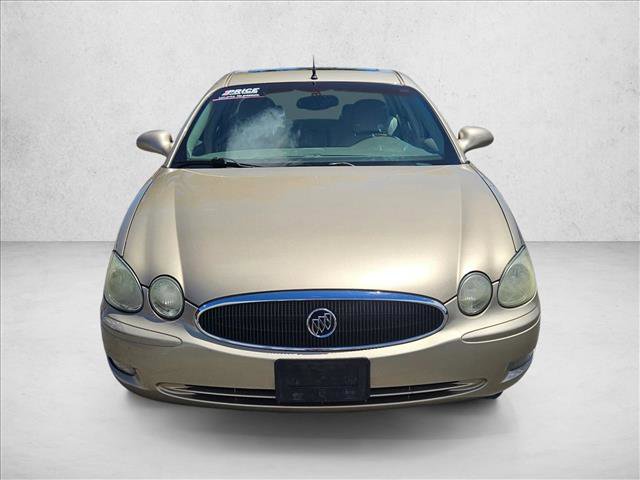 Used 2005 Buick LaCrosse CX w/ Silver Convenience Package FWD image 2