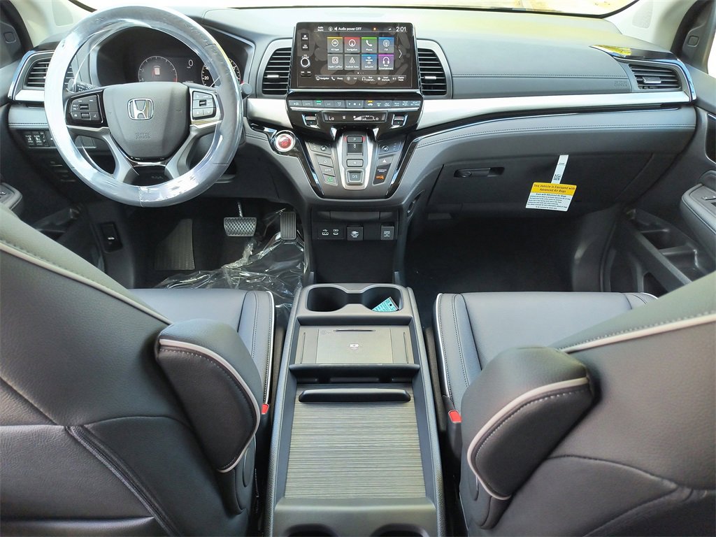 New 2026 Honda Odyssey Touring image 11