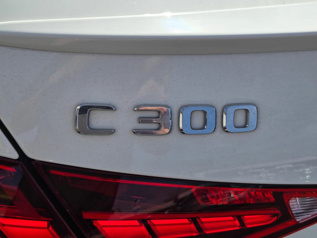 Used 2022 Mercedes-Benz C 300 Sedan image 11