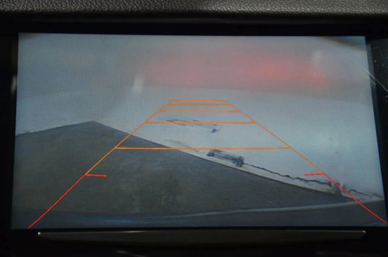 Used 2016 Cadillac SRX Luxury w/ Driver Awareness Package image 21