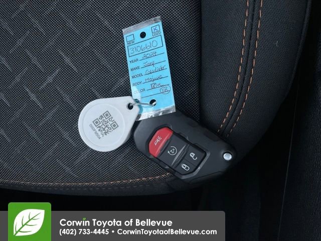 Used 2024 Jeep Gladiator Mojave w/ Technology Group image 11