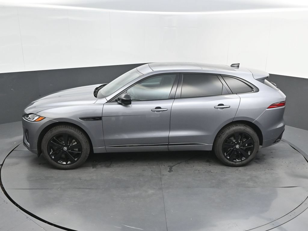New 2026 Jaguar F-PACE R-Dynamic S AWD/4WD image 31