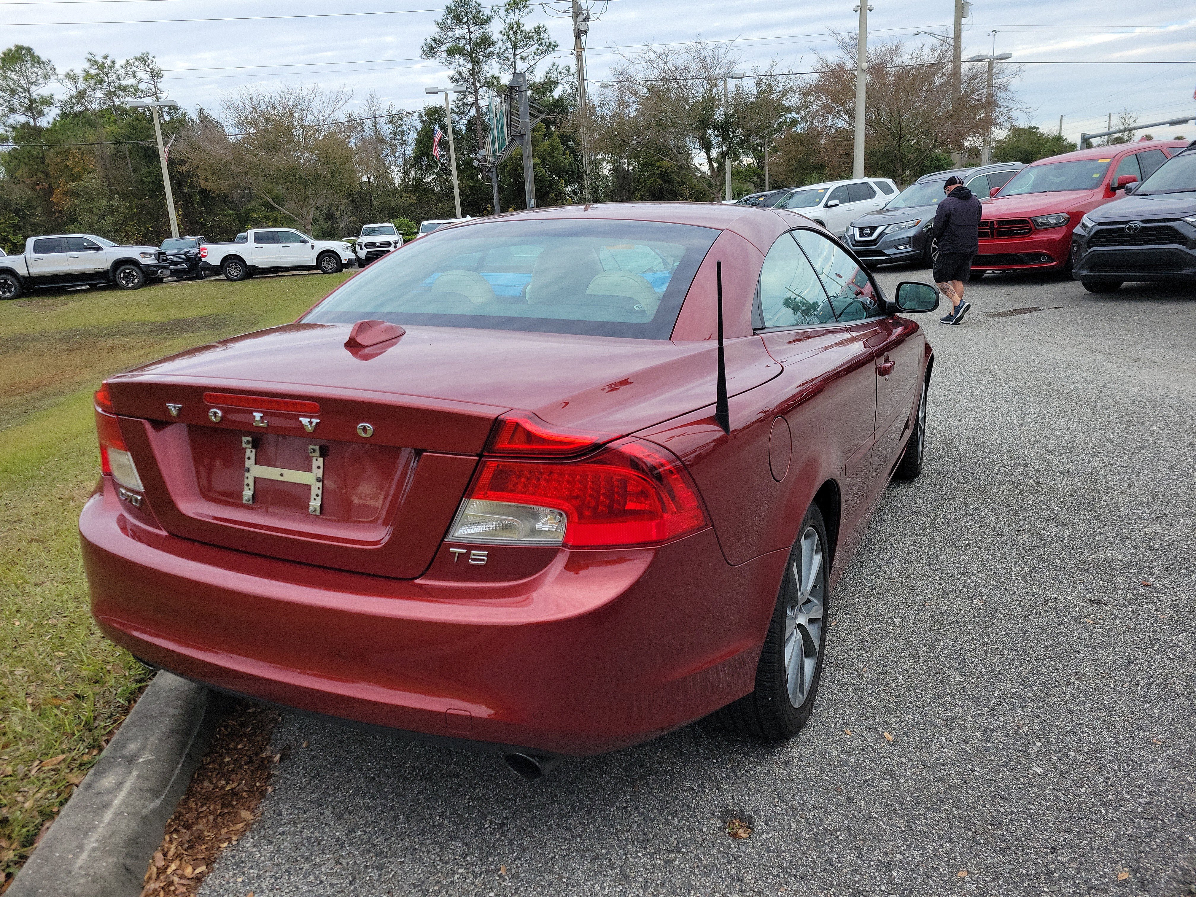 Used 2013 Volvo C70 T5 image 17