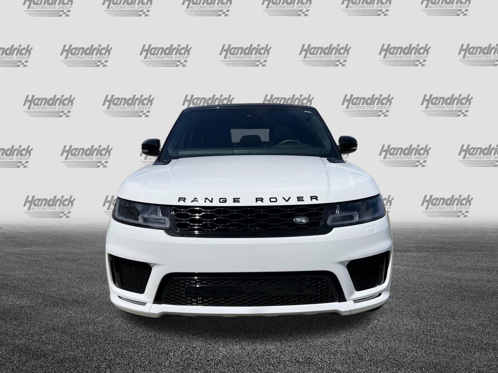 Used 2022 Land Rover Range Rover Sport HST image 3