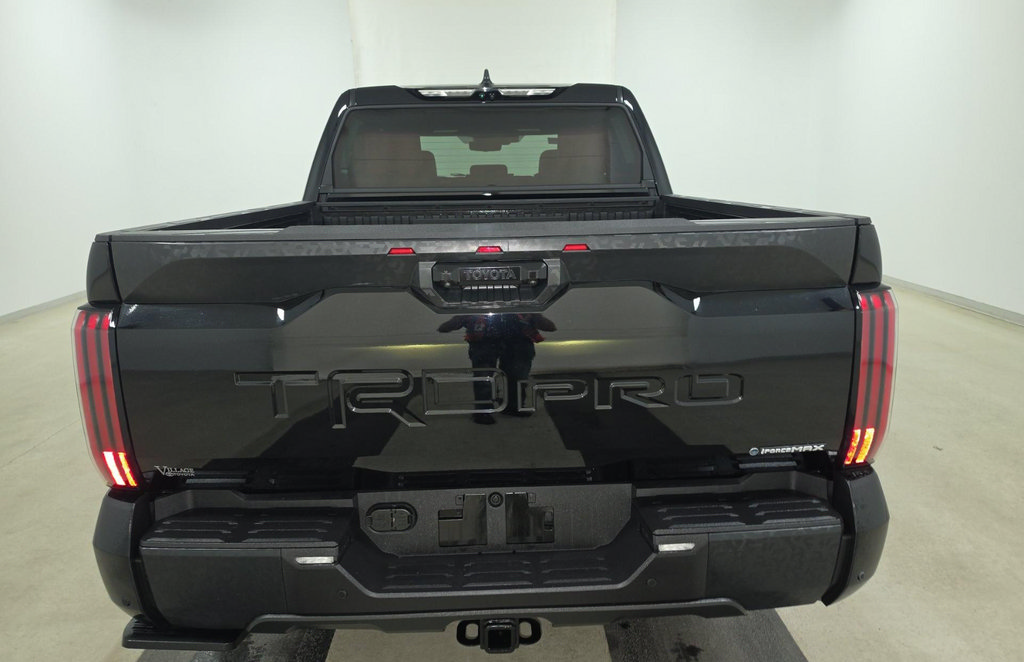 Used 2025 Toyota Tundra TRD Pro AWD/4WD image 5