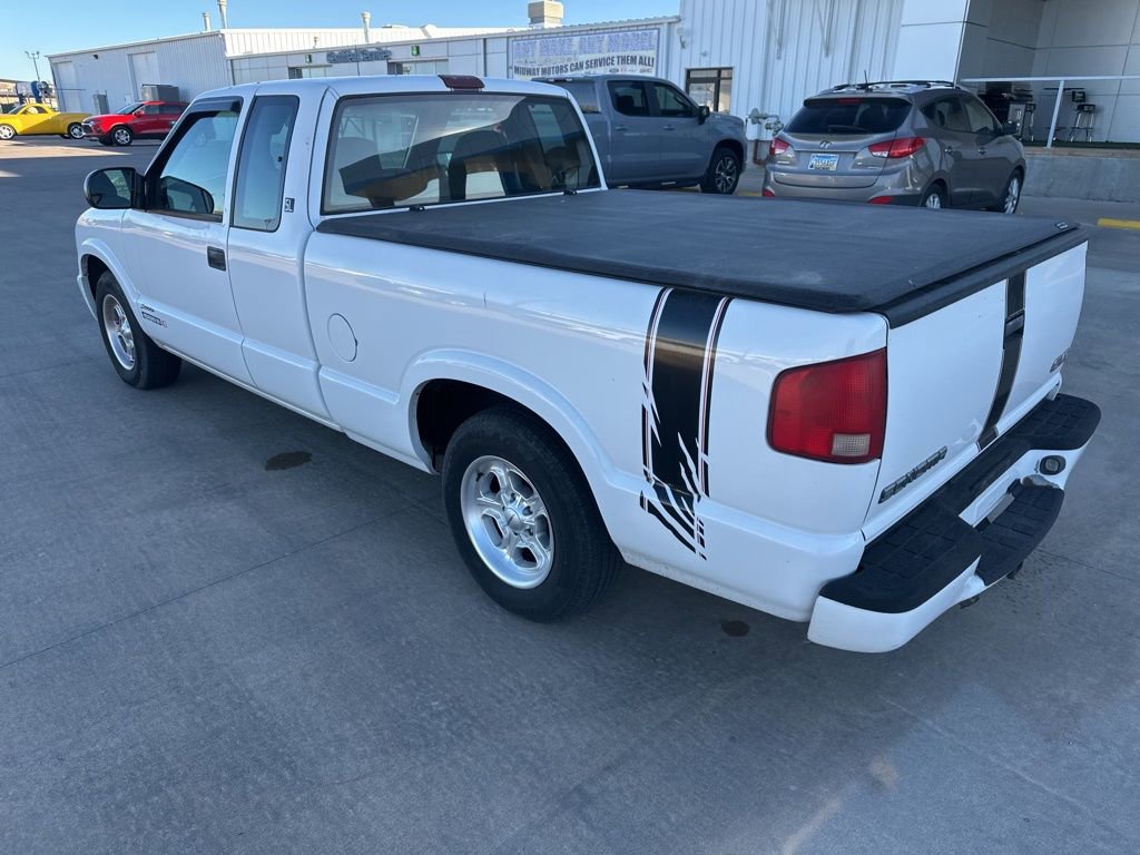 Used 2003 GMC Sonoma SL image 23