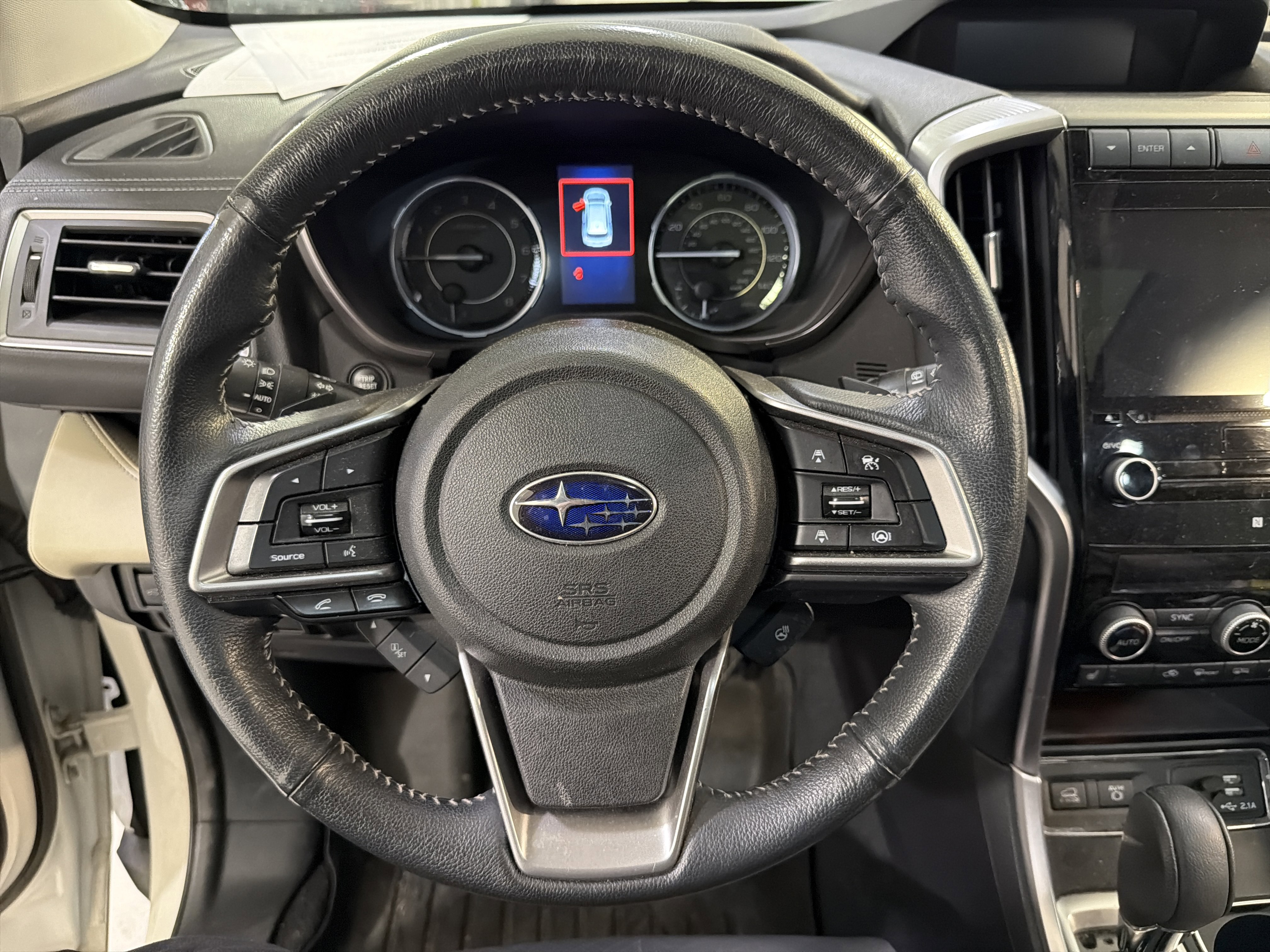 Used 2022 Subaru Ascent Limited w/ Technology Package image 16