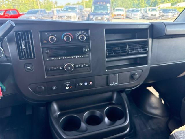 Used 2025 Chevrolet Express 3500 LS RWD image 27