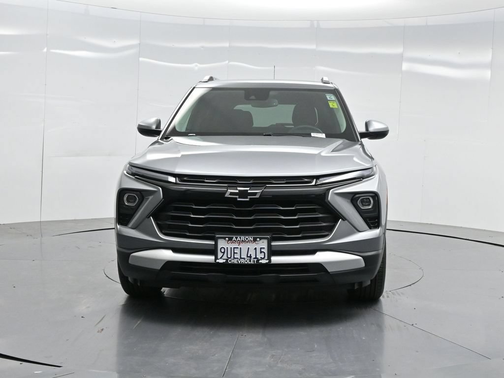 Used 2025 Chevrolet TrailBlazer LT w/ Convenience Package FWD image 37