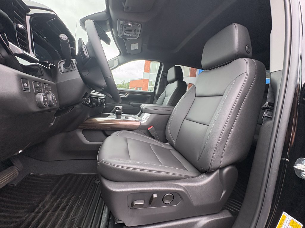 New 2026 Chevrolet Silverado 1500 LT w/ Safety Package AWD/4WD image 5