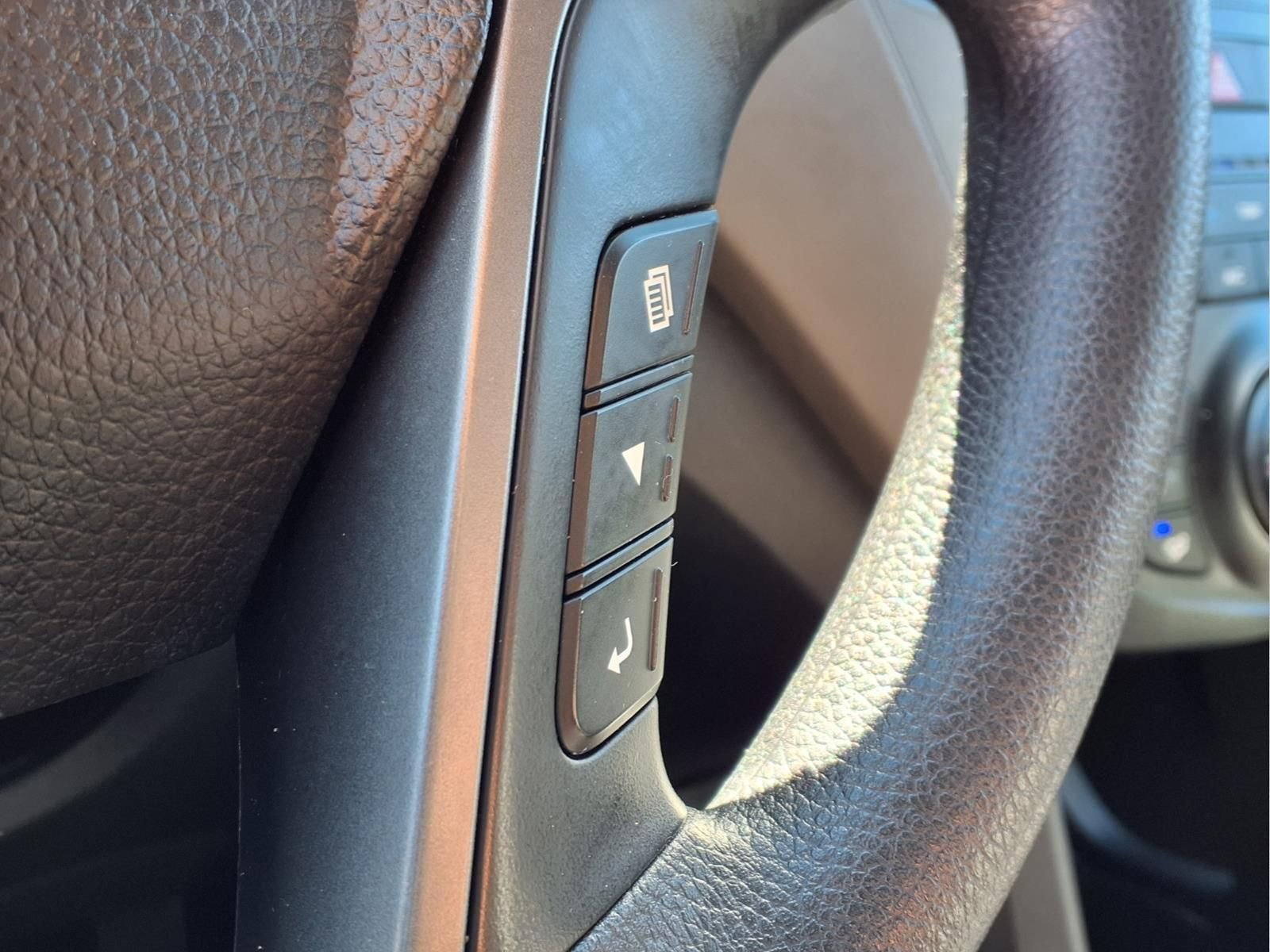 Used 2017 Hyundai Santa Fe Sport image 20