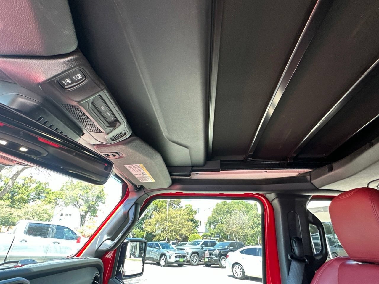 Used 2024 Jeep Wrangler Unlimited Rubicon 392 w/ Dual Door Group (Lowers Only) AWD/4WD image 22