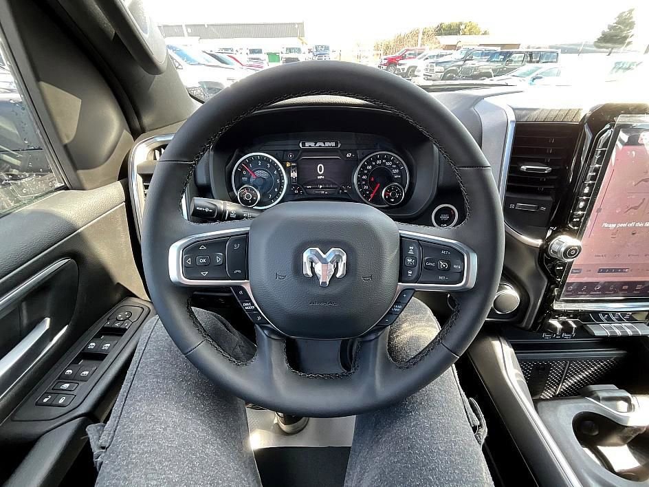 New 2026 RAM 1500 Big Horn AWD/4WD image 22