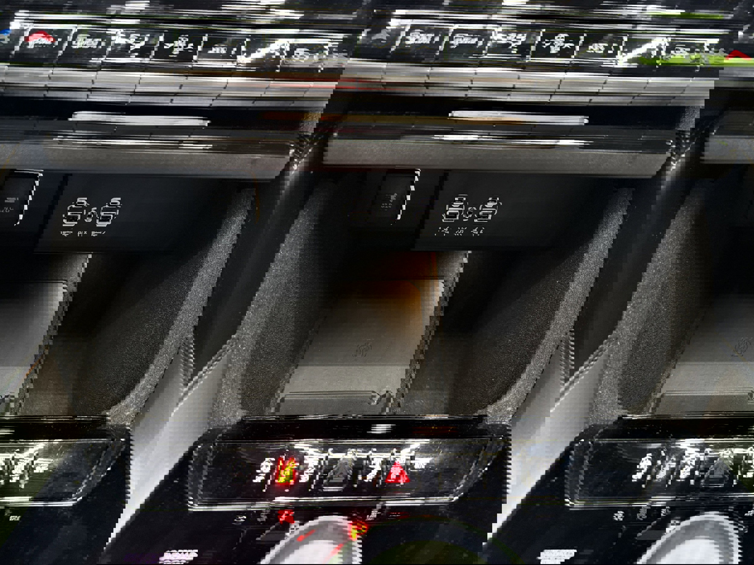 Used 2024 Jeep Wagoneer Series II image 24