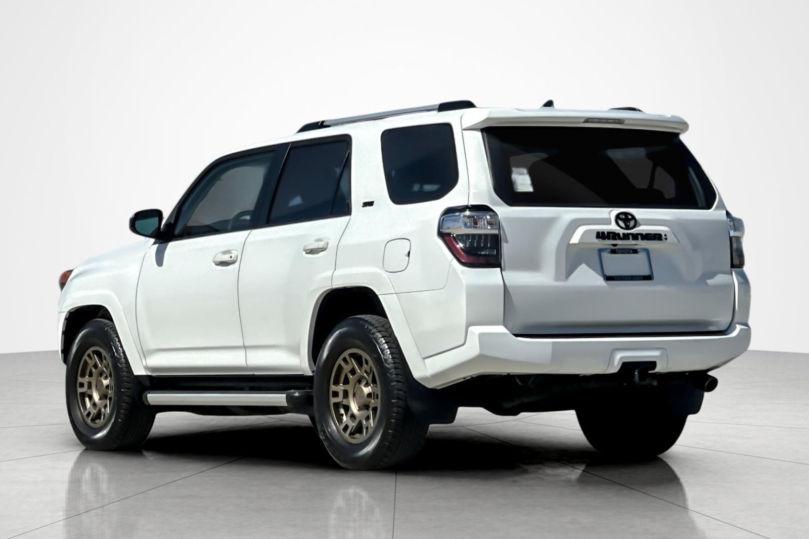 Certified 2023 Toyota 4Runner SR5 w/ Revi RWD image 3