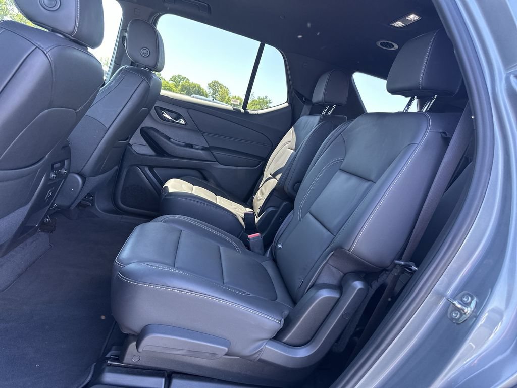 Used 2024 GMC Terrain SLE w/ Driver Convenience Package FWD image 52