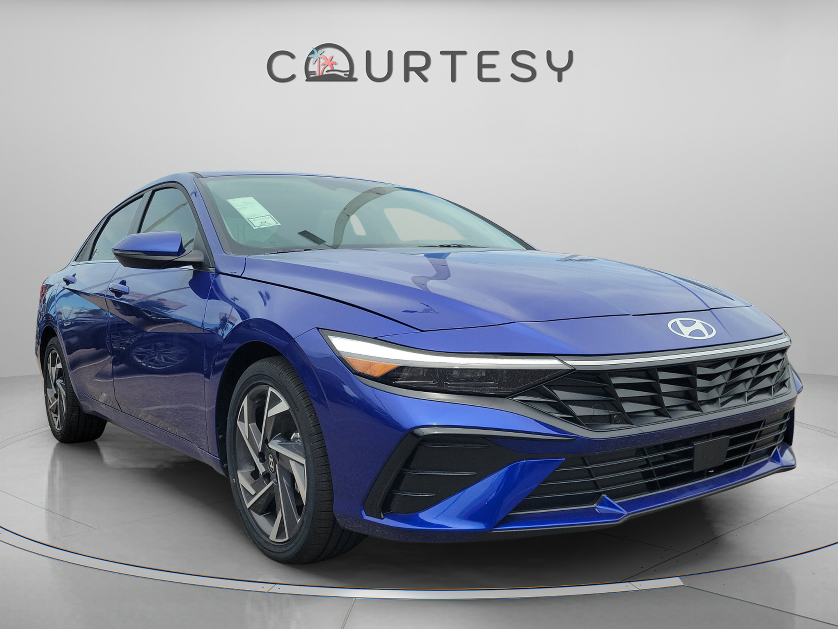 Certified 2025 Hyundai Elantra Limited FWD image 5