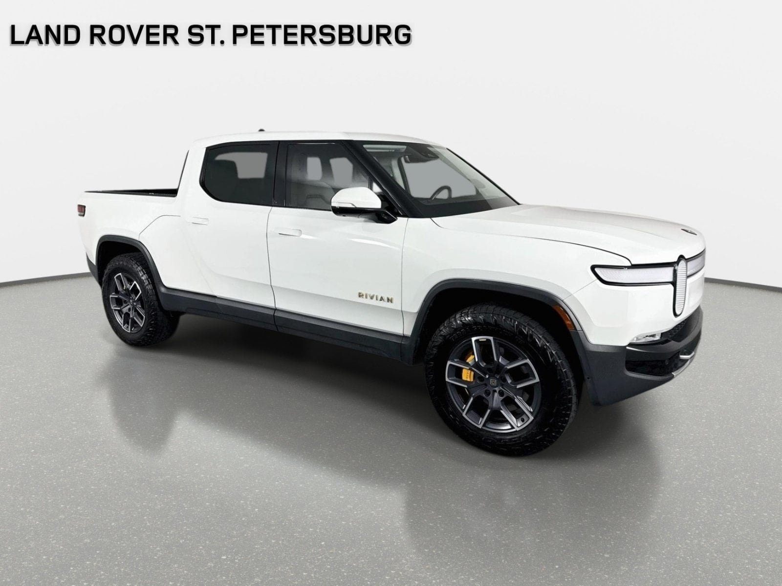 Used 2022 Rivian R1T Adventure AWD/4WD image 3