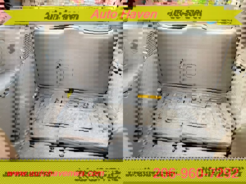 Used 2004 Toyota Sienna XLE Limited image 11